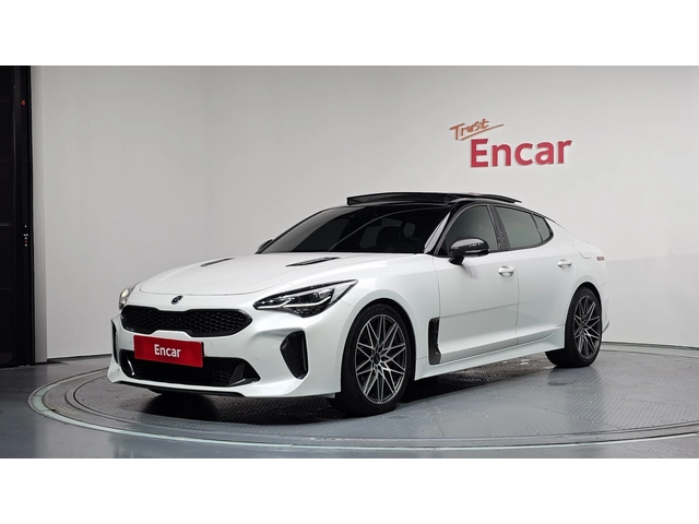 Kia Stinger 3.3 Turbo - автомобили, коли, обяви за нови и употребявани 0