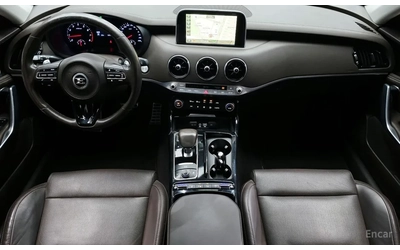 Kia Stinger 2.0 Turbo AWD Platinum - автомобили, коли, обяви за нови и употребявани 6