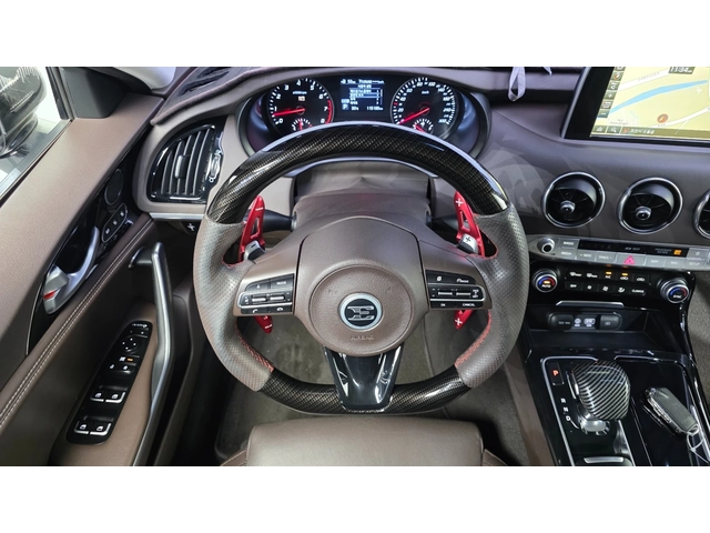 Kia Stinger 3.3 Turbo AWD GT - автомобили, коли, обяви за нови и употребявани 7