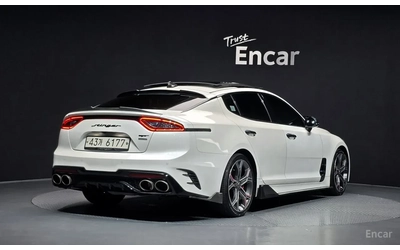 kia-stinger - 1