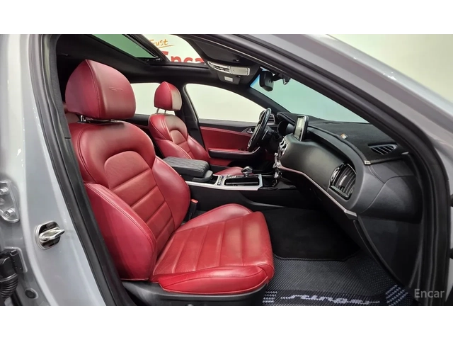 Kia Stinger GT-Line AWD - автомобили, коли, обяви за нови и употребявани 6