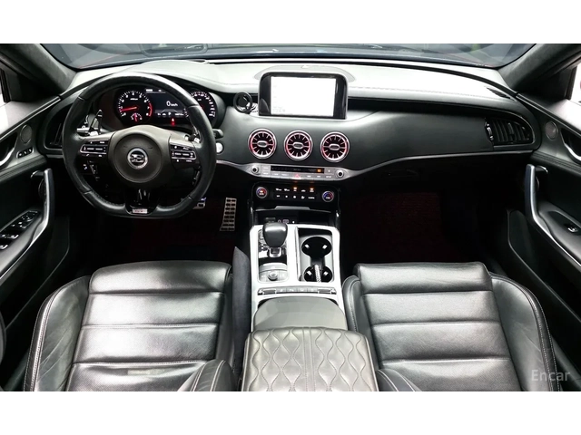 Kia Stinger GT-Line - автомобили, коли, обяви за нови и употребявани 4