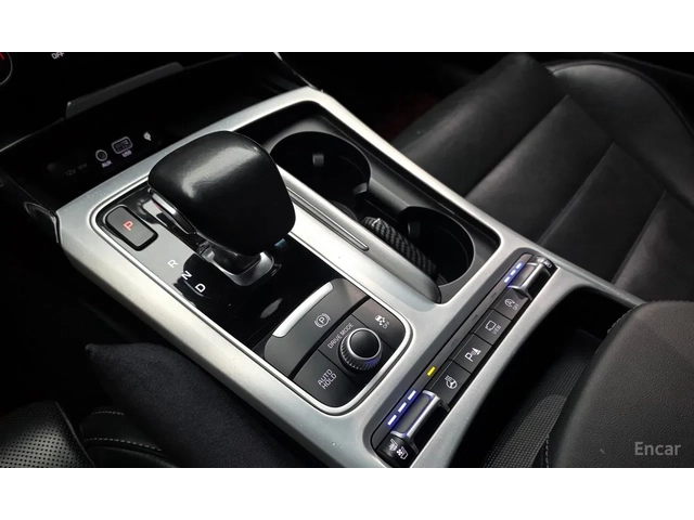 Kia Stinger GT-Line - автомобили, коли, обяви за нови и употребявани 6