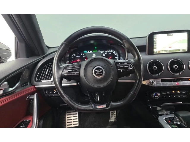 Kia Stinger GT-line - автомобили, коли, обяви за нови и употребявани 10