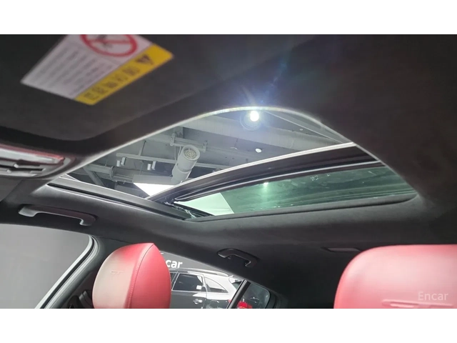 Kia Stinger GT-line - автомобили, коли, обяви за нови и употребявани 12