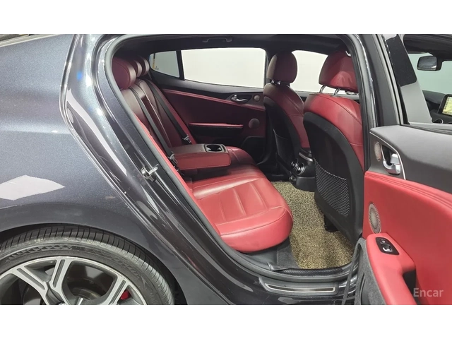 Kia Stinger GT-line - автомобили, коли, обяви за нови и употребявани 7