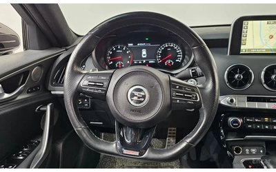 Kia Stinger GT-Line - автомобили, коли, обяви за нови и употребявани 9