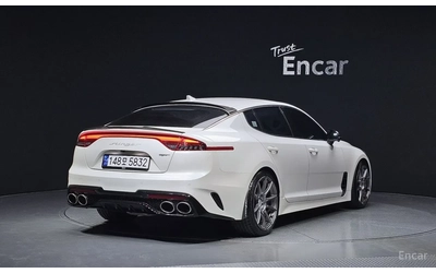 kia-stinger - 1