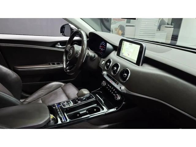 Kia Stinger 3.3 GT MASTERS / ПАНОРАМА / 360 КАМЕРИ / ОБДУХВАНЕ - автомобили, коли, обяви за нови и употребявани 14