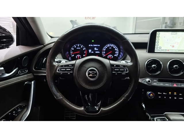 Kia Stinger 3.3 GT MASTERS / ПАНОРАМА / 360 КАМЕРИ / ОБДУХВАНЕ - автомобили, коли, обяви за нови и употребявани 8