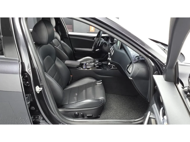 Kia Stinger 2.0 Turbo / GT line Platinum / ОБДУХ / 360 КАМЕРИ - автомобили, коли, обяви за нови и употребявани 10