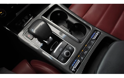 Kia Stinger 3.3 Turbo AWD - автомобили, коли, обяви за нови и употребявани 8
