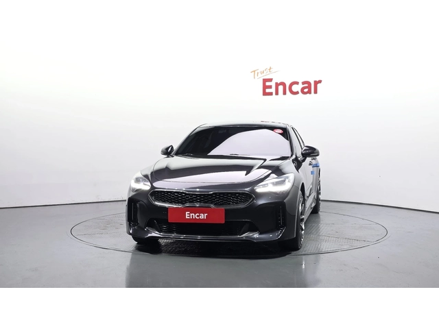 Kia Stinger 2.0 Turbo AWD - автомобили, коли, обяви за нови и употребявани 2