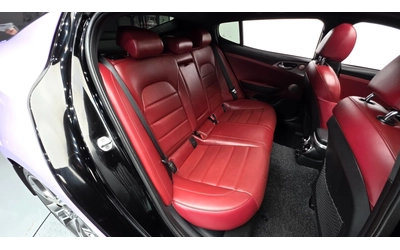 Kia Stinger 3.3 Turbo AWD - автомобили, коли, обяви за нови и употребявани 11