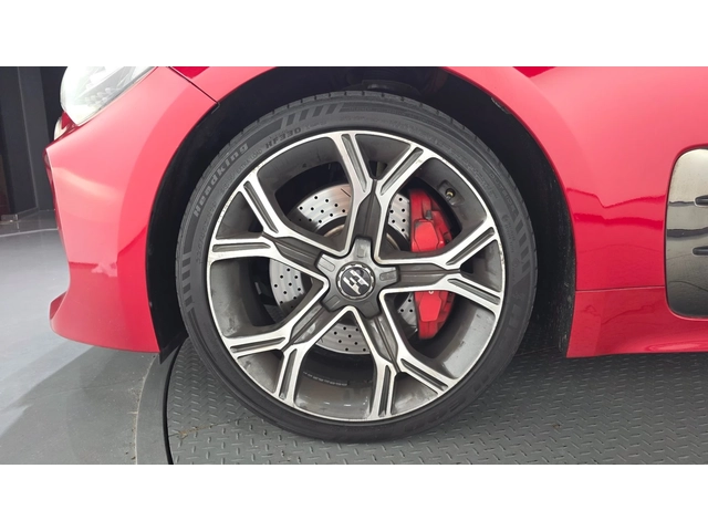 Kia Stinger 3.3 Turbo AWD - автомобили, коли, обяви за нови и употребявани 4