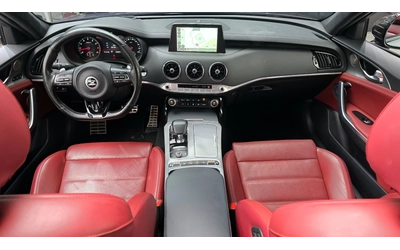 kia-stinger - 2