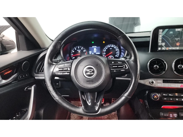 Kia Stinger 3.3 Turbo AWD Masters - автомобили, коли, обяви за нови и употребявани 12
