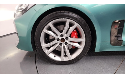 kia-stinger - 4