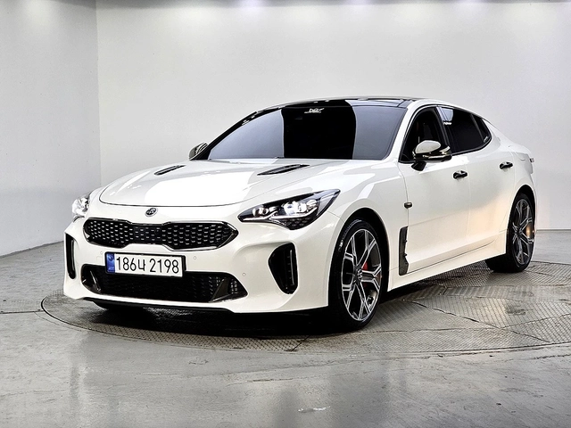 Kia Stinger 3.3 Turbo AWD GT - автомобили, коли, обяви за нови и употребявани 0