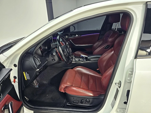 Kia Stinger 3.3 Turbo AWD GT - автомобили, коли, обяви за нови и употребявани 7