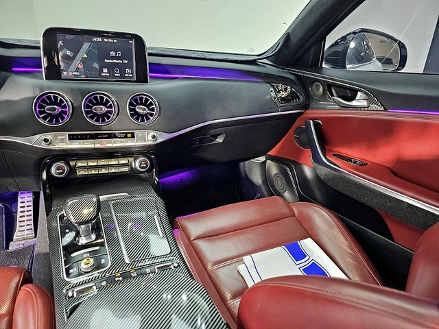 Kia Stinger 3.3 Turbo AWD GT - автомобили, коли, обяви за нови и употребявани 9