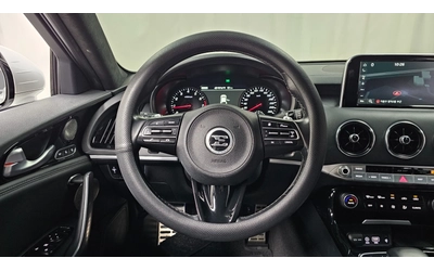 Kia Stinger 2.0 Turbo AWD Platinum (Model 2018) - автомобили, коли, обяви за нови и употребявани 10
