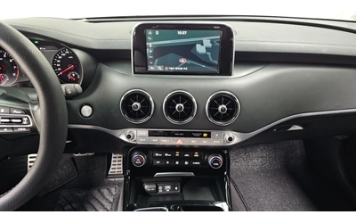 Kia Stinger 2.0 Turbo AWD Platinum (Model 2018) - автомобили, коли, обяви за нови и употребявани 11