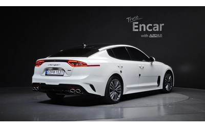 kia-stinger - 1