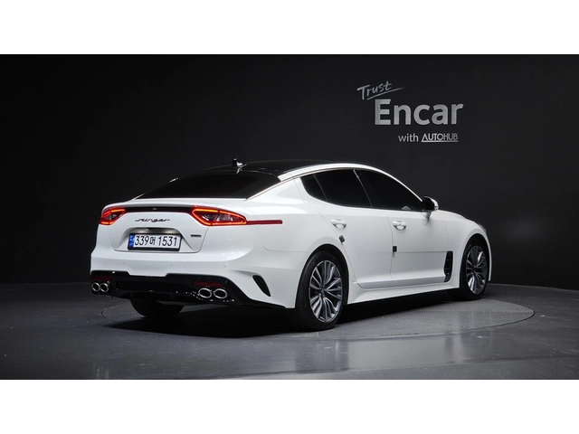 Kia Stinger 2.0 Turbo AWD Platinum (Model 2018) - автомобили, коли, обяви за нови и употребявани 1
