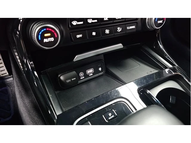Kia Stinger 2.0 Turbo AWD Platinum (Model 2018) - автомобили, коли, обяви за нови и употребявани 5