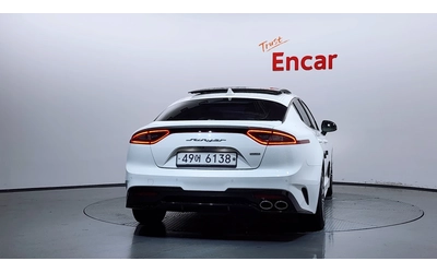kia-stinger - 3