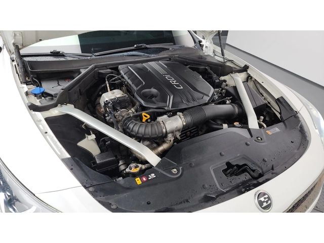 Kia Stinger 2.2 CRDi AWD Dream Edition - автомобили, коли, обяви за нови и употребявани 5