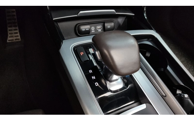 Kia Stinger 2.2 CRDi AWD Dream Edition - автомобили, коли, обяви за нови и употребявани 8