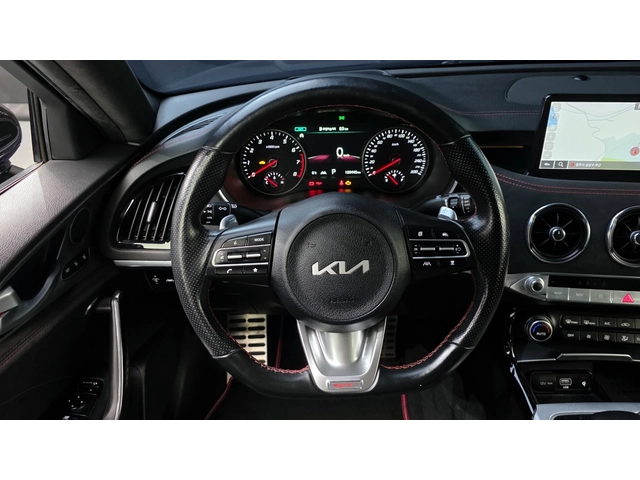 Kia Stinger 3.3 GT AWD Acro Edition - автомобили, коли, обяви за нови и употребявани 13