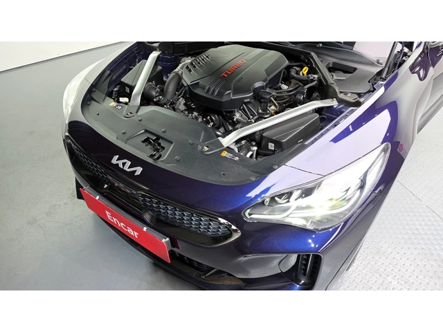 Kia Stinger 3.3 GT AWD Acro Edition - автомобили, коли, обяви за нови и употребявани 5