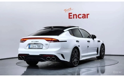 kia-stinger - 1