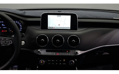Kia Stinger 2.2 CRDi AWD Platinum | HUD | AWD - автомобили, коли, обяви за нови и употребявани 13