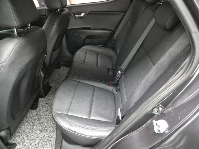 Kia Stonic Diesel 1.6 Trendy * НАЙ-ДОБРА ЦЕНА В БЪЛГАРИЯ* - автомобили, коли, обяви за нови и употребявани 10