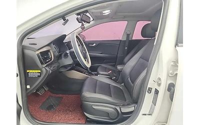 Kia Stonic Diesel 1.6 Prestige * НАЙ-ДОБРА ЦЕНА В БЪЛГАРИЯ* - автомобили, коли, обяви за нови и употребявани 10