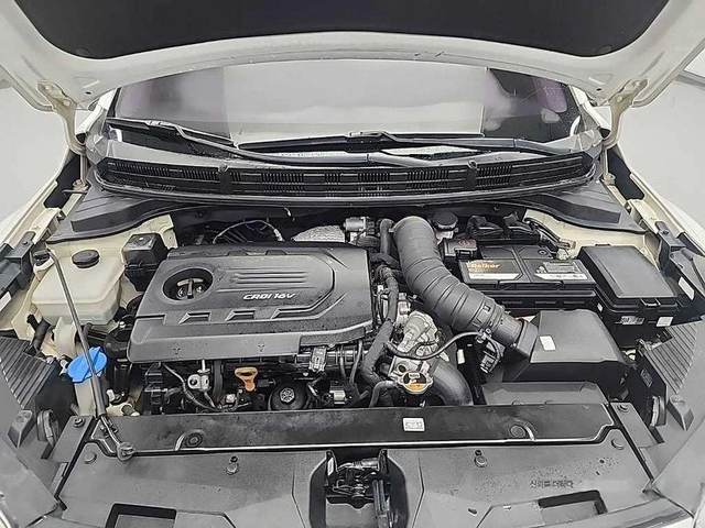 Kia Stonic Diesel 1.6 Prestige * НАЙ-ДОБРА ЦЕНА В БЪЛГАРИЯ* - автомобили, коли, обяви за нови и употребявани 4