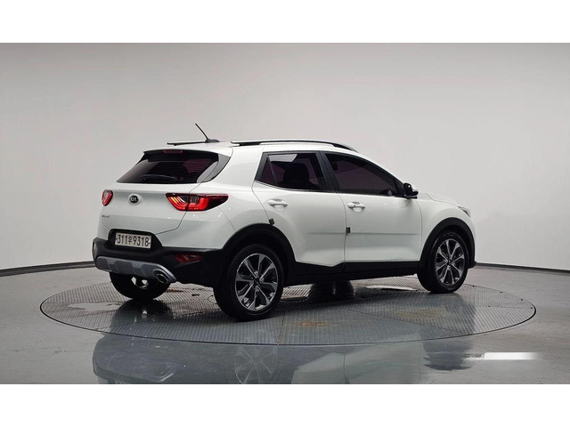 Kia Stonic Diesel 1.6 Prestige * НАЙ-ДОБРА ЦЕНА В БЪЛГАРИЯ* - автомобили, коли, обяви за нови и употребявани 0