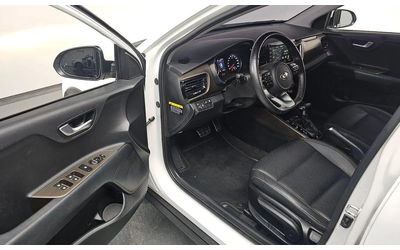 Kia Stonic Diesel 1.6 Prestige * НАЙ-ДОБРА ЦЕНА В БЪЛГАРИЯ* - автомобили, коли, обяви за нови и употребявани 10