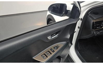 Kia Stonic Diesel 1.6 Prestige * НАЙ-ДОБРА ЦЕНА В БЪЛГАРИЯ* - автомобили, коли, обяви за нови и употребявани 11