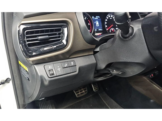 Kia Stonic Diesel 1.6 Prestige * НАЙ-ДОБРА ЦЕНА В БЪЛГАРИЯ* - автомобили, коли, обяви за нови и употребявани 12