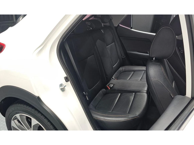 Kia Stonic Diesel 1.6 Prestige * НАЙ-ДОБРА ЦЕНА В БЪЛГАРИЯ* - автомобили, коли, обяви за нови и употребявани 9