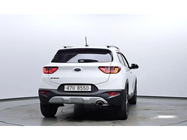 Kia Stonic Diesel 1.6 Prestige * НАЙ-ДОБРА ЦЕНА В БЪЛГАРИЯ* - автомобили, коли, обяви за нови и употребявани 3