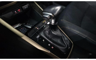 Kia Stonic Diesel 1.6 Prestige * НАЙ-ДОБРА ЦЕНА В БЪЛГАРИЯ* - автомобили, коли, обяви за нови и употребявани 8