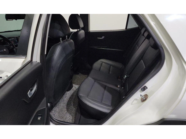 Kia Stonic Diesel 1.6 Prestige * НАЙ-ДОБРА ЦЕНА В БЪЛГАРИЯ* - автомобили, коли, обяви за нови и употребявани 10