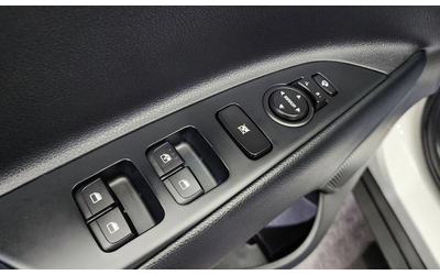 Kia Stonic Diesel 1.6 Prestige * НАЙ-ДОБРА ЦЕНА В БЪЛГАРИЯ* - автомобили, коли, обяви за нови и употребявани 12