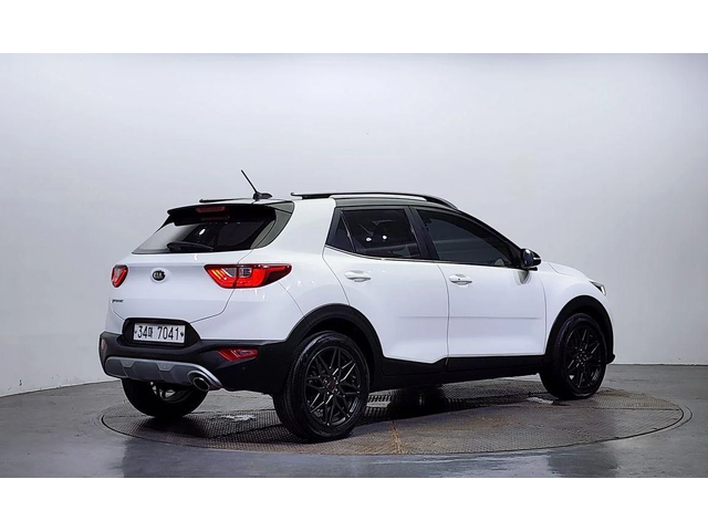 Kia Stonic Diesel 1.6 Prestige * НАЙ-ДОБРА ЦЕНА В БЪЛГАРИЯ* - автомобили, коли, обяви за нови и употребявани 1